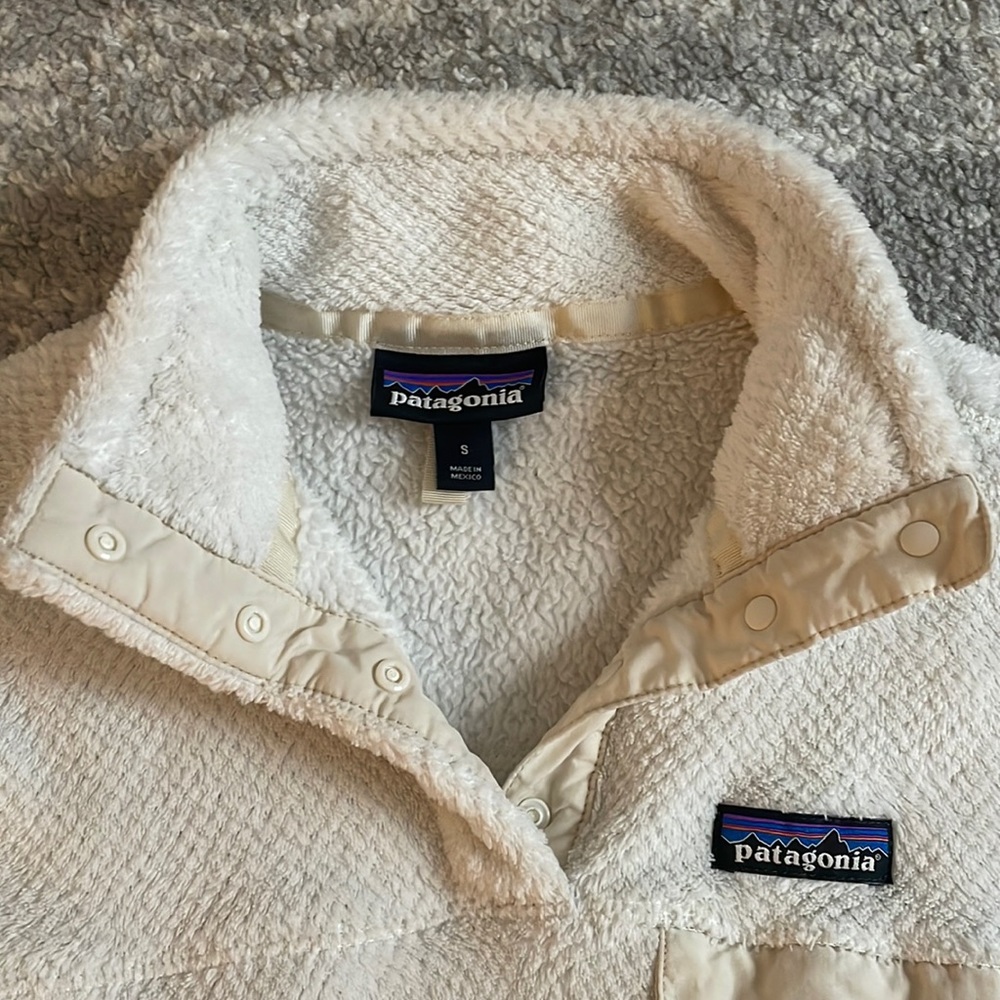 White Patagonia size S